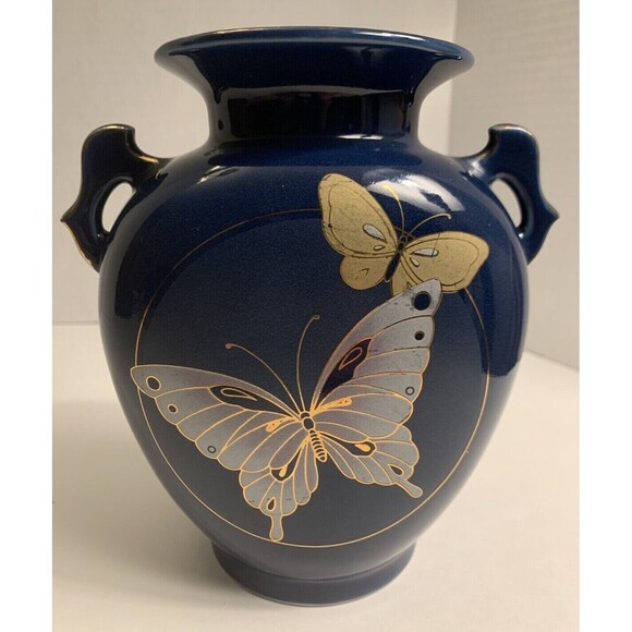 Fine China Of Japan Hazy Blue(Grayish Blue) Butterfly Vase  Gold Rim Accents VTG - Picture 1 of 4